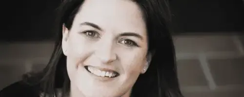 Carrie Ryan photo
