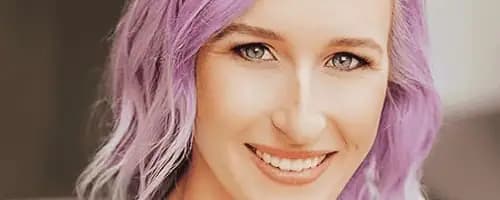 Crystal Kaswell photo
