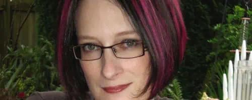 Larissa Ione photo