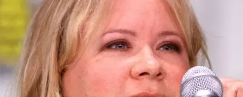 Julie Plec photo
