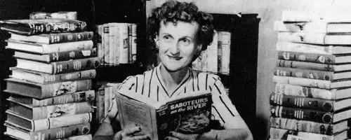 Carolyn Keene photo