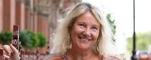 Carol Wyer photo