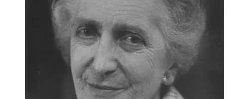 Elizabeth Goudge photo