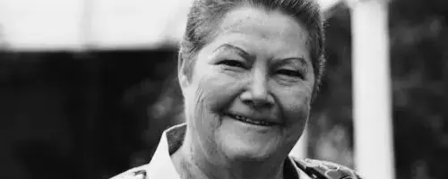Colleen McCullough photo