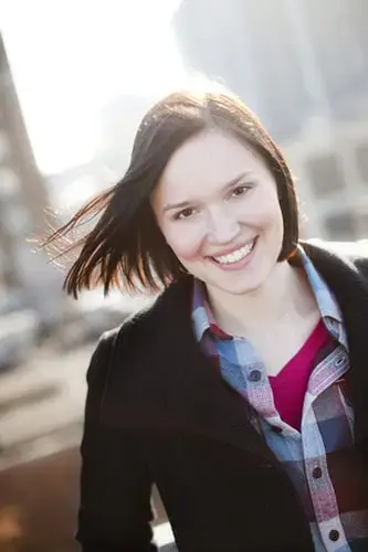 Veronica Roth photo