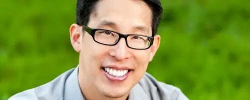 Gene Luen Yang photo